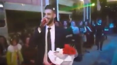 فيديو| هدية مؤثرة من شاب لشقيقته يوم زفافها تشعل 