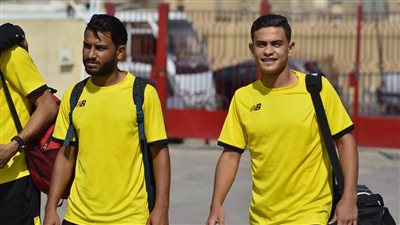 صور.. الإسماعيلي في مقر الأهلي 