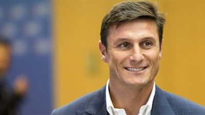 زانتى : إنتر يجب أن يثق فى نفسه بدورى الأبطال 