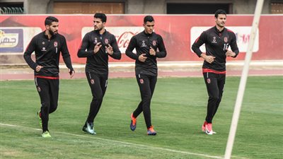 مران قوي لحراس المرمى بالأهلي