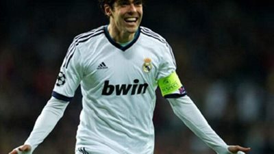 نجم ريال مدريد وميلان السابق سيقوم بإجراء قرعه دوري الأبطال