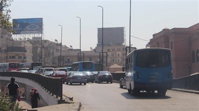 سيولة متوسطة في شوارع الجيزة منتصف اليوم الجمعة