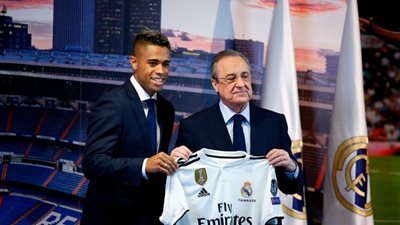 صور.. ريال مدريد يقدم ماريانو دياز لـ الجماهير 
