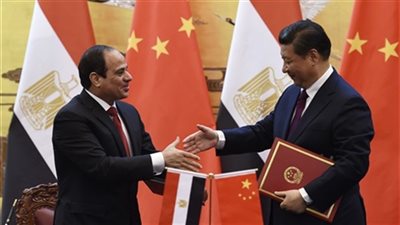 السيسي يشيد بـ تطوير العلاقات الثنائية بين مصر والصين