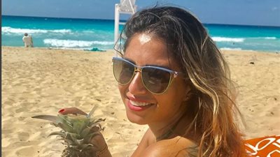 منة فضالى لا تتوقعها في حمام السباحة..  والجمهور:  