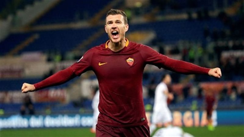 إيدين دجيكو لاعب