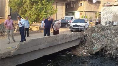 صور.. بدء أعمال تغطية ترعة الزيتون بـ قليوب