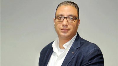 أحمد الأنصاري يتفقد مستشفى سوهاج العام ويوجه بتوفير أوجه الرعاية للمرضى