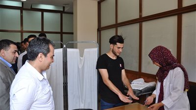 بدء توقيع الكشف الطبي الشامل على الطلاب الجدد بجامعة كفرالشيخ
