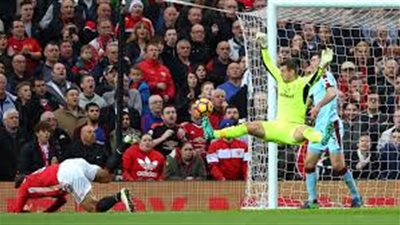 بث مباشر مباراة مانشستر يونايتد وبيرنلي في الدوري الإنجليزي