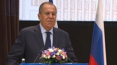 لافروف: روسيا لن تقبل بالسياسة العدائية التي تروجها الإدارة الأمريكية