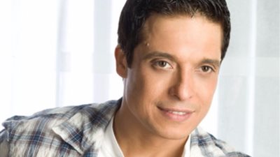 الحزن مالي العين.. تامر عاشور يحيي ذكرى ميلاد عامر منيب