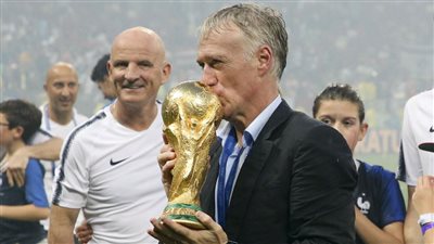 ديشامب ينتقد الفيفا