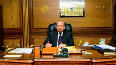 محافظ كفرالشيخ يحيل 68 موظفاً بالمركز الطبى للتحقيق.. ويؤكد 