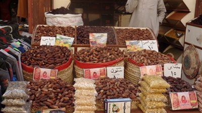 الوادي الجديد تسجل 15 جنيها سعر كيلو البلح