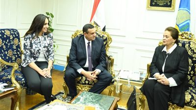 تمهيدا لـ تسليم وتسلم القيادة.. اللواء هشام آمنة يستقبل محافظ البحيرة السابق
