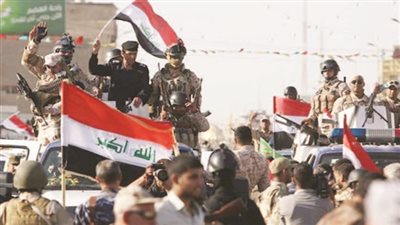 عاجل .. متظاهرون عراقيون يحرقون أجزاء واسعة من مبنى محافظة البصرة