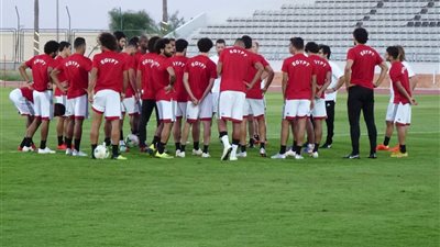 صور.. المنتخب مكتمل في تدريبه الثاني بحضور الوزير وأبو ريدة