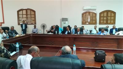 صور.. محافظ الوادي الجديد: بحث وحل مشاكل المواطن ومنع التعديات وحصر احتياجات المدارس قبل الدراسة