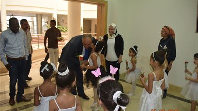 أطفال البحر الأحمر تهنئ اللواء أحمد عبد الله على تجديد الثقة