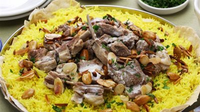 طريقة عمل منسف اللحم.. من مطبخ 