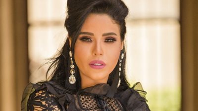 شاهد.. أمينة تودع المصيف على طريقتها الخاصة