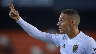 رودريجو مورينو يرد على عرض ريال مدريد