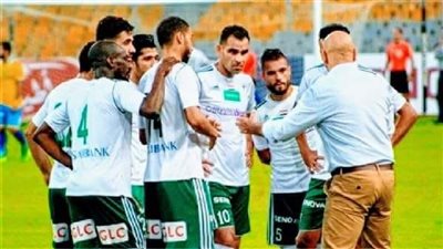 العميد يخمد ثورة غضب دكة المصري