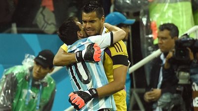 روميرو يطالب ميسي بالعودة لمنتخب الأرجنتين