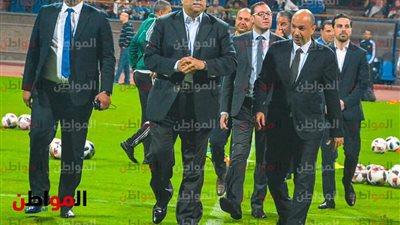 صور.. جماهير الاتحاد تشعل المدرجات وتطالب بـ المزيد من الأرقام الإيجابية
