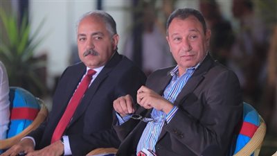 الخطيب يبدأ لقاءه بـ أعضاء الأهلي بـ الشيخ زايد