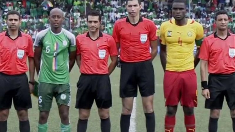 الكاميرون وجزر القمر