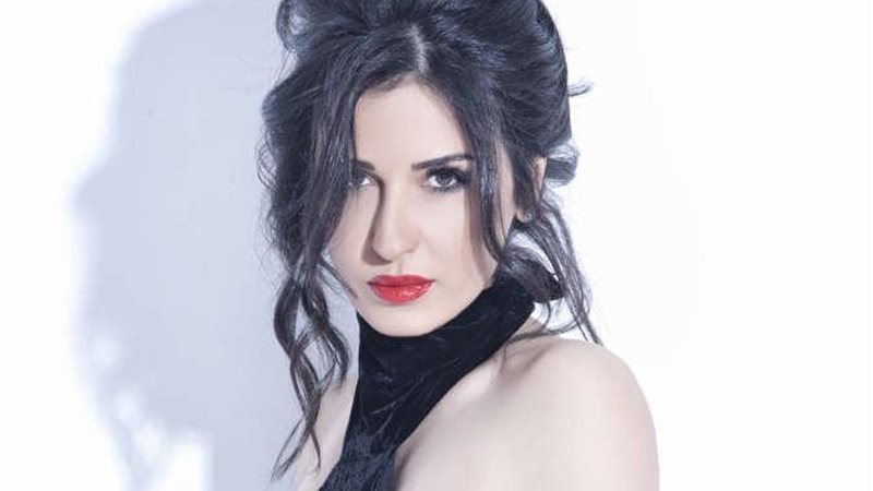 فاطمة ناصر
