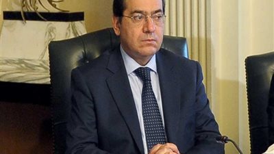 عاجل.. وزير البترول: الوزارة تولي أهمية قصوى لتأمين إمدادات الوقود للسوق المحلية