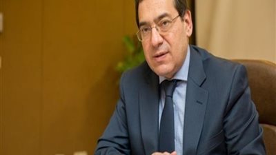 عاجل.. وزير البترول:  ضرورة الاستمرار في تطوير مستودعات شحن وتداول الوقود