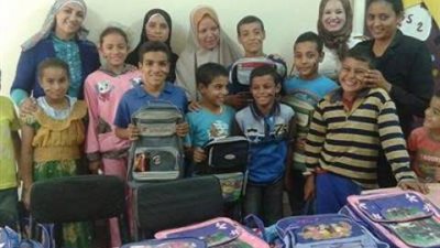 غادة والي: توزيع عشرة آلاف شنطة مدرسية على 9 محافظات بالصعيد