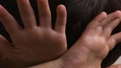 نيابة قليوب تقرر حجز 4 عاطلين بتهمة التعدي على طفل جنسيا وتصويره
