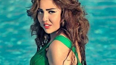 مي كساب تنتهي من 