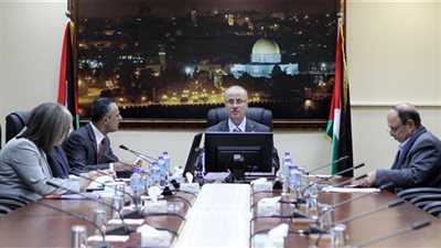 مجلس الوزراء الفلسطيني يندد بقرار هدم الخان الأحمر 