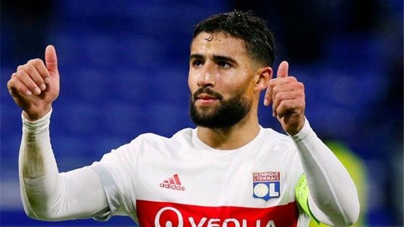 نجم ليون نبيل فقير