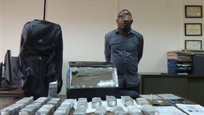أمن الاسكندرية يضبط شخص بحوزته 53 كيلو جرام من مخدر الحشيش