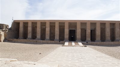 زوج يقتل زوجته وعقرب يلدغ طفل وشركة سياحة تنصب على المعتمرين.. أبرز احداث الاسبوع فى سوهاج