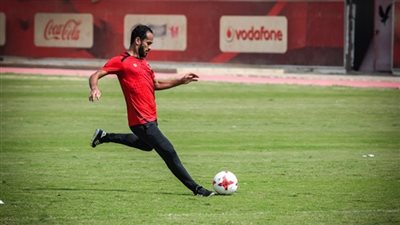 فيديو.. لافته طيبة من وليد سليمان مع مشجع حوريا الغيني
