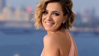فيديو وصور .. ريم البارودى بفستان زفاف مغربي.. السبب!