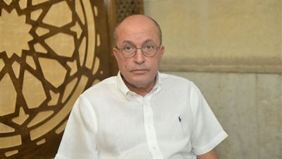 عمرو قورة في الغيبوبة .. لا زال يعيش بالمعلومات المفبركة وآخرها وائل الإبراشي