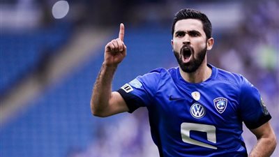 رسميًا.. عمر خريبين أولى صفقات بيراميدز الشتوية