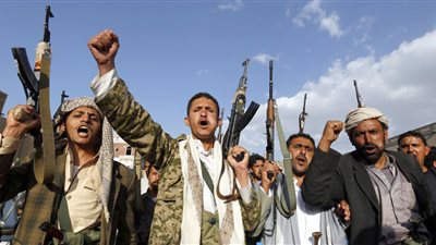 الحوثويون يشنون غارات جديدة ضد مواقع الجيش اليمني