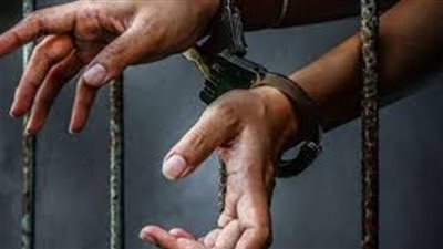 القبض علي عاطل بحوزته 230 لفافة هيروين وأسلحة نارية بطنطا 