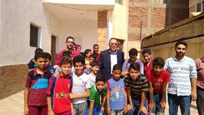 صور.. محافظ الشرقية يتفقد مستشفى طب وجراحة العيون ومؤسسة تربية البنين والبنات والحضانة الإيوائية