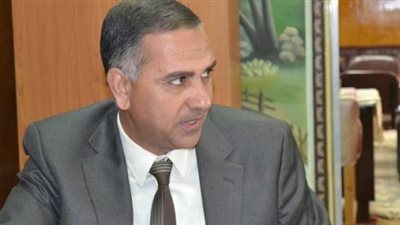 مركز الخارجة يزيل 1.5 فدان أملاك دولة بالوادي الجديد